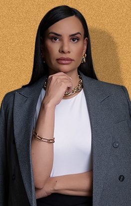 Priscila_261x413